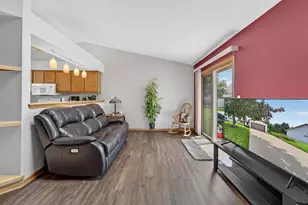 3415 124th St, Pleasant Prairie, WI 53158 - Photo 8