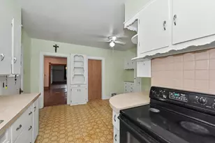 139 W Oak Grove St, Juneau, WI 53039 - Photo 16