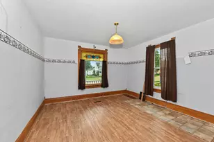 139 W Oak Grove St, Juneau, WI 53039 - Photo 8