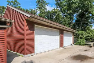 1908 W Ramsey Ave, Milwaukee, WI 53221 - Photo 2