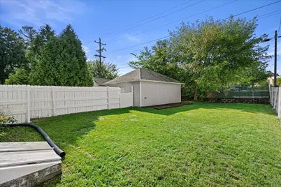 123  Cook St, Waukesha, WI 53186 - Photo 26