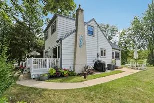 4424 Riverside Rd, Racine, WI 53185 - Photo 2