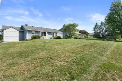 W162N10591  Auburn Ln, Germantown, WI 53022 - Photo 32