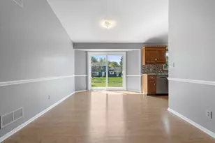 W162N10591 Auburn Ln, Germantown, WI 53022 - Photo 14