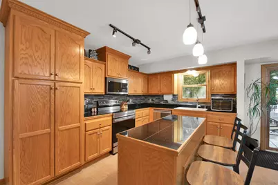5715  Marwood Dr, Racine, WI 53402 - Photo 4