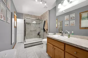 5715 Marwood Dr, Racine, WI 53402 - Photo 16