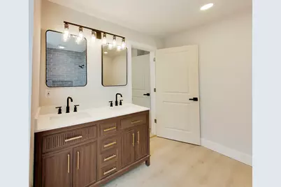 523  High St, Delavan, WI 53115 - Photo 28