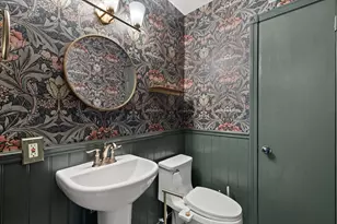 4227 N Olsen Ave, Shorewood, WI 53211 - Photo 22