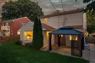 4227 N Olsen Ave, Shorewood, WI 53211 - Photo 50