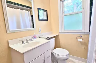 4844 Erie St, Racine, WI 53402 - Photo 16
