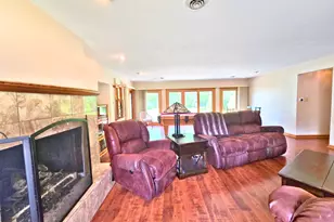 4844 Erie St, Racine, WI 53402 - Photo 8