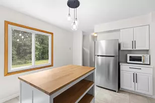 18345 Ashlea Dr, Brookfield, WI 53045 - Photo 10