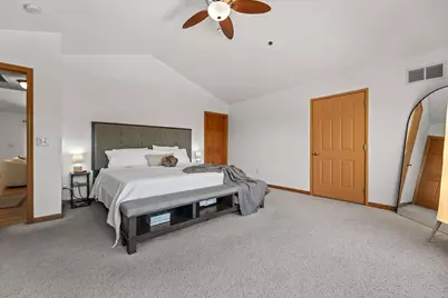 12155 W Virginia Cir #7, Franklin, WI 53132 - Photo 6
