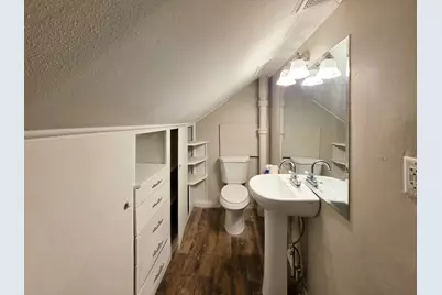 1033  Villa St, Racine, WI 53403 - Photo 10