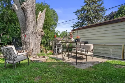 W168N9104  Falls Ave, Menomonee Falls, WI 53051 - Photo 16