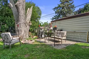 W168N9104 Falls Ave, Menomonee Falls, WI 53051 - Photo 16