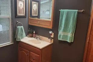 907 N 2nd St, Watertown, WI 53098 - Photo 18