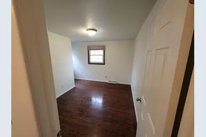 310 W Uncas Ave, Milwaukee, WI 53207 - Photo 36