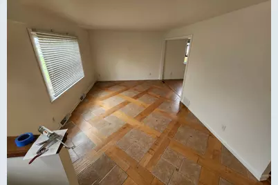 310 W Uncas Ave, Milwaukee, WI 53207 - Photo 24