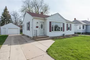 1915 31st St, Kenosha, WI 53140 - Photo 1