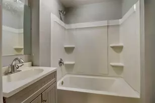 1503 68th St, Kenosha, WI 53143 - Photo 8