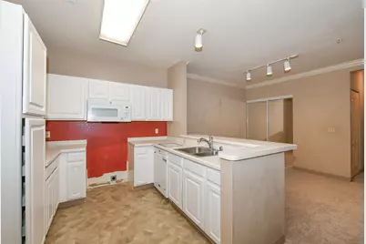 2740  Northview Rd #104, Waukesha, WI 53188 - Photo 12