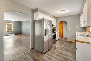 8505 W Arthur Ave, West Allis, WI 53227 - Photo 6
