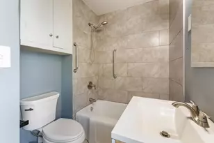 8505 W Arthur Ave, West Allis, WI 53227 - Photo 10