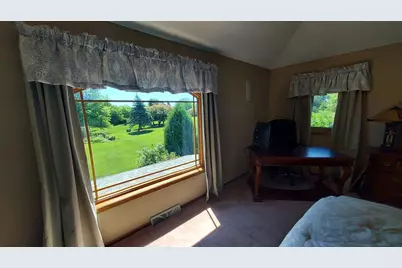 8404 S 68th St, Franklin, WI 53132 - Photo 26