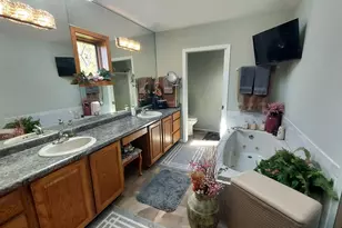 8404 S 68th St, Franklin, WI 53132 - Photo 28