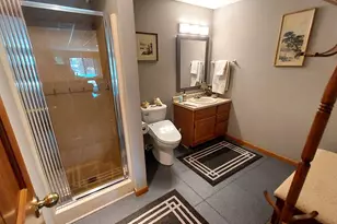 8404 S 68th St, Franklin, WI 53132 - Photo 42