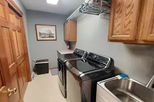 8404 S 68th St, Franklin, WI 53132 - Photo 22