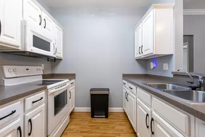 2704  Northview Rd #148, Waukesha, WI 53188 - Photo 6