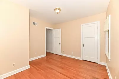 W232N6198  Waukesha Ave, Sussex, WI 53089 - Photo 22