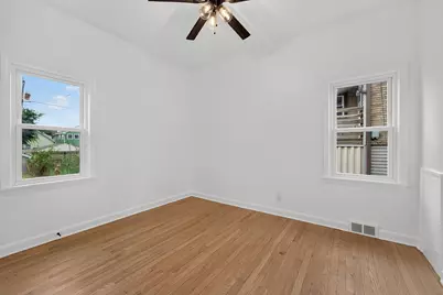 1979 S 10th St, Milwaukee, WI 53204 - Photo 12