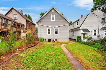 1979 S 10th St, Milwaukee, WI 53204 - Photo 20