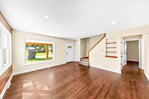 222 N 111th St, Wauwatosa, WI 53226 - Photo 8