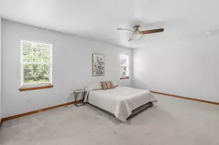W273N2420 Arlington Ct, Pewaukee, WI 53072 - Photo 20