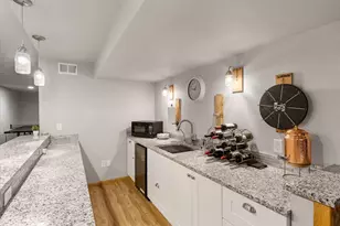 W273N2420 Arlington Ct, Pewaukee, WI 53072 - Photo 40