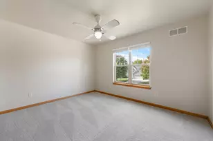W273N2420 Arlington Ct, Pewaukee, WI 53072 - Photo 26