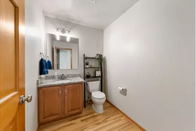 W273N2420  Arlington Ct, Pewaukee, WI 53072 - Photo 36
