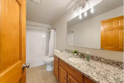 W273N2420  Arlington Ct, Pewaukee, WI 53072 - Photo 30