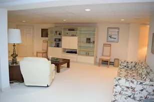 N21W24130 Garden Cir, Pewaukee, WI 53072 - Photo 16