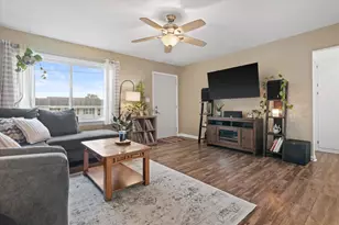 1710 Michigan Ave, South Milwaukee, WI 53172 - Photo 4