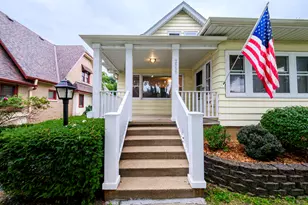 2555 N 72nd St, Wauwatosa, WI 53213 - Photo 4