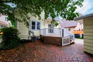 2555 N 72nd St, Wauwatosa, WI 53213 - Photo 34