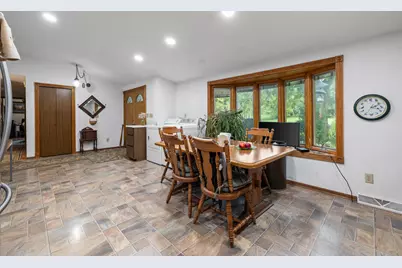 6720  Hwy Q Ct, Hartford, WI 53029 - Photo 14