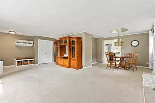 1403 Gunnell Ln, Manitowoc, WI 54220 - Photo 6