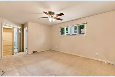 1403  Gunnell Ln, Manitowoc, WI 54220 - Photo 22