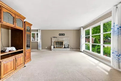 1403  Gunnell Ln, Manitowoc, WI 54220 - Photo 4